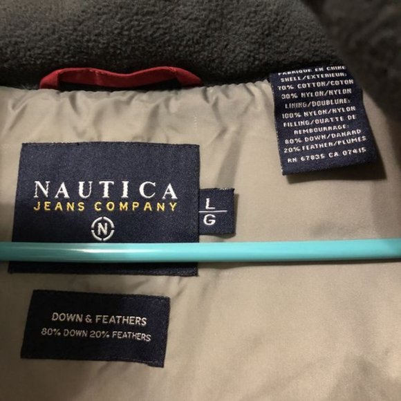 NWT - Red Nautica down vest size L - Picture 6 of 9
